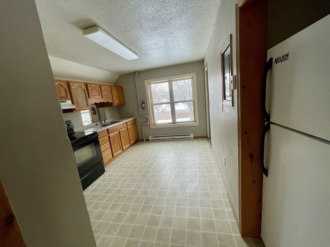 528 Spruce St #2 - Photo 6 of 10