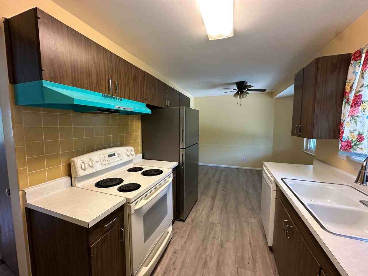 4503 Montebello Dr - Photo 3 of 12