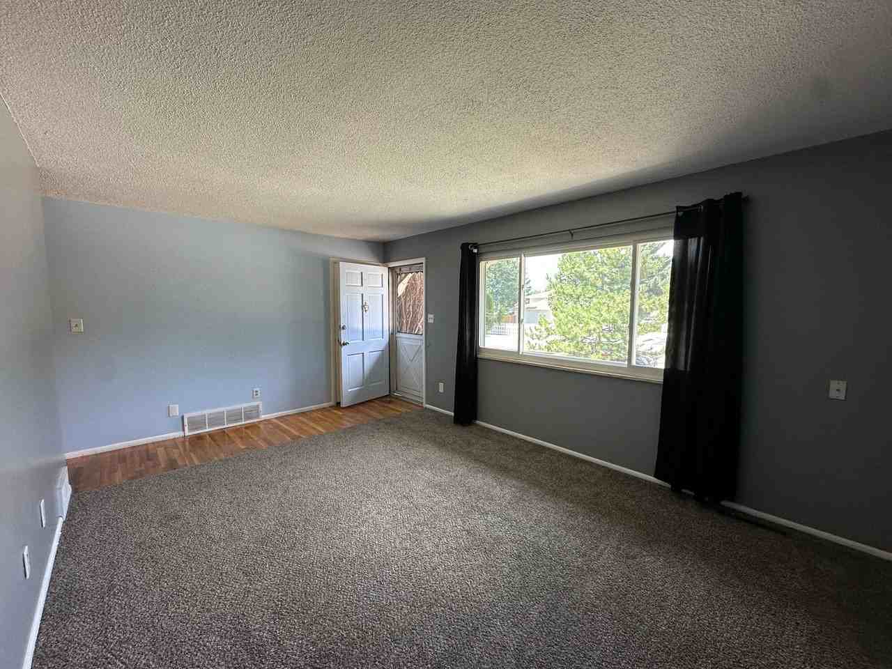 4503 Montebello Dr - Photo 6 of 12
