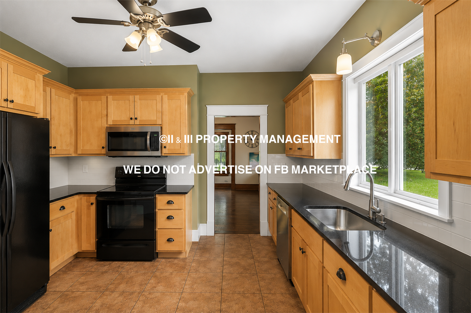 7944 Robinson St #1 - Photo 6 of 15