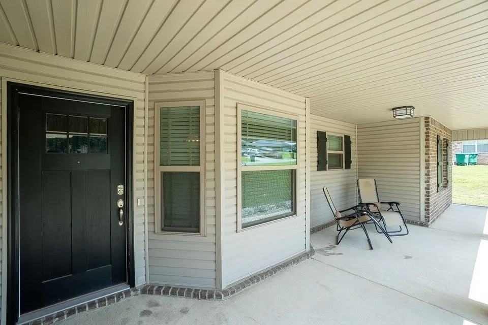191 Conquest Ave #1 - Photo 2 of 40