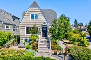 featured image of 3234 14th Ave S