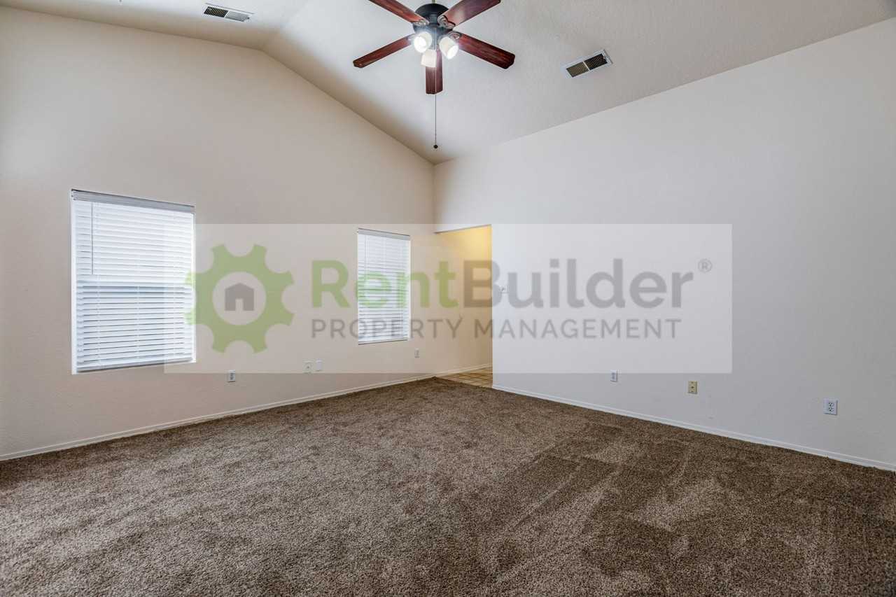 10532 Ramah Dr Nw - Photo 6 of 25