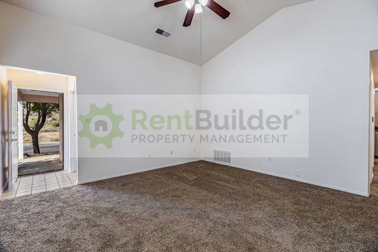 10532 Ramah Dr Nw - Photo 7 of 25
