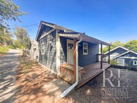 109 1/2 S Wycoff Ave - Photo 1 of 1