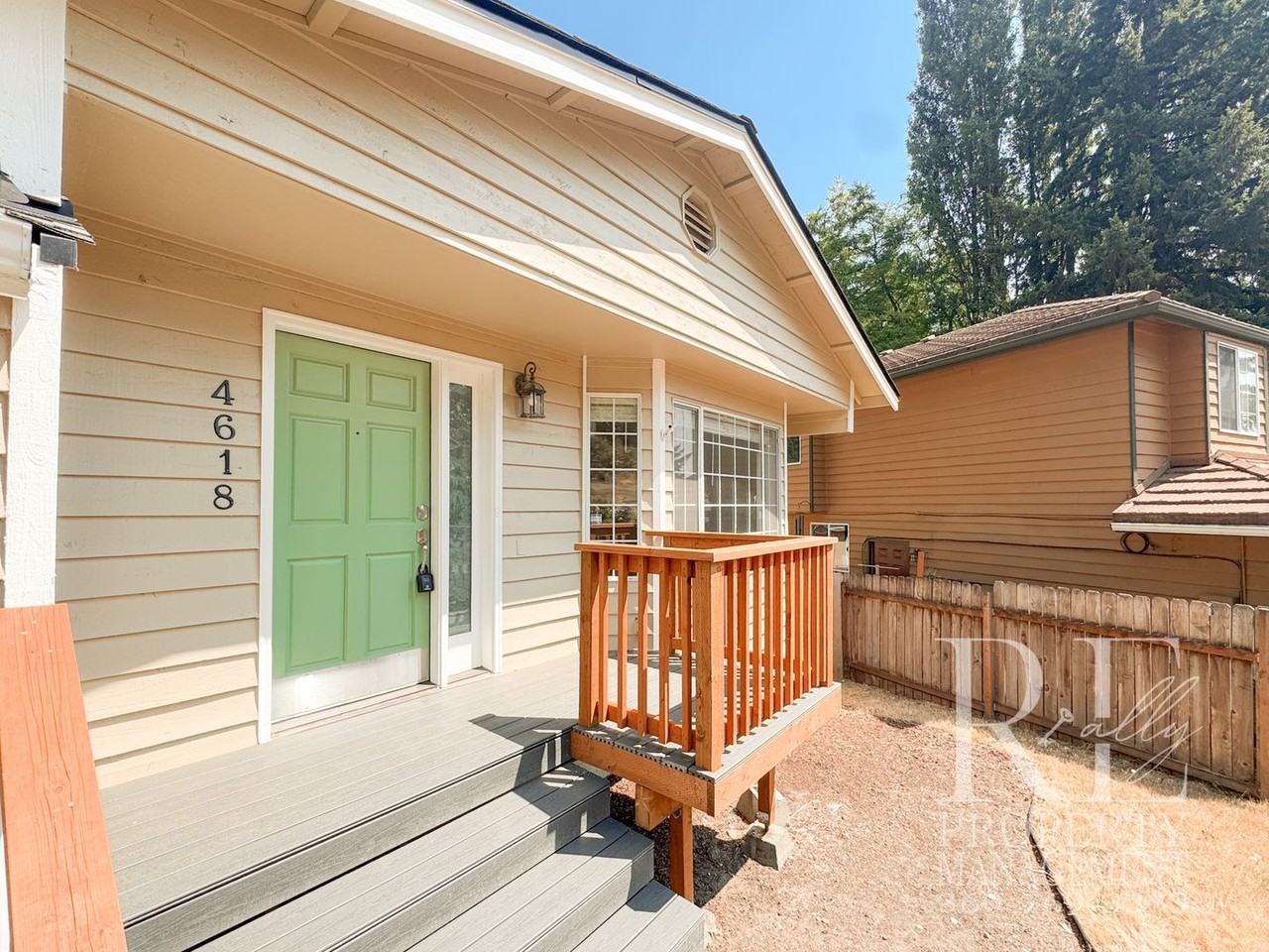 4618 Nw Bernard St - Photo 2 of 48