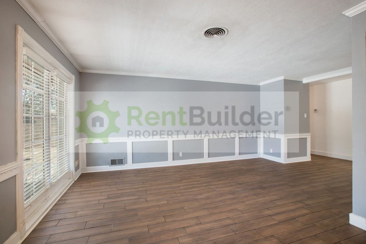 8304 Dellwood Rd Ne - Photo 5 of 25