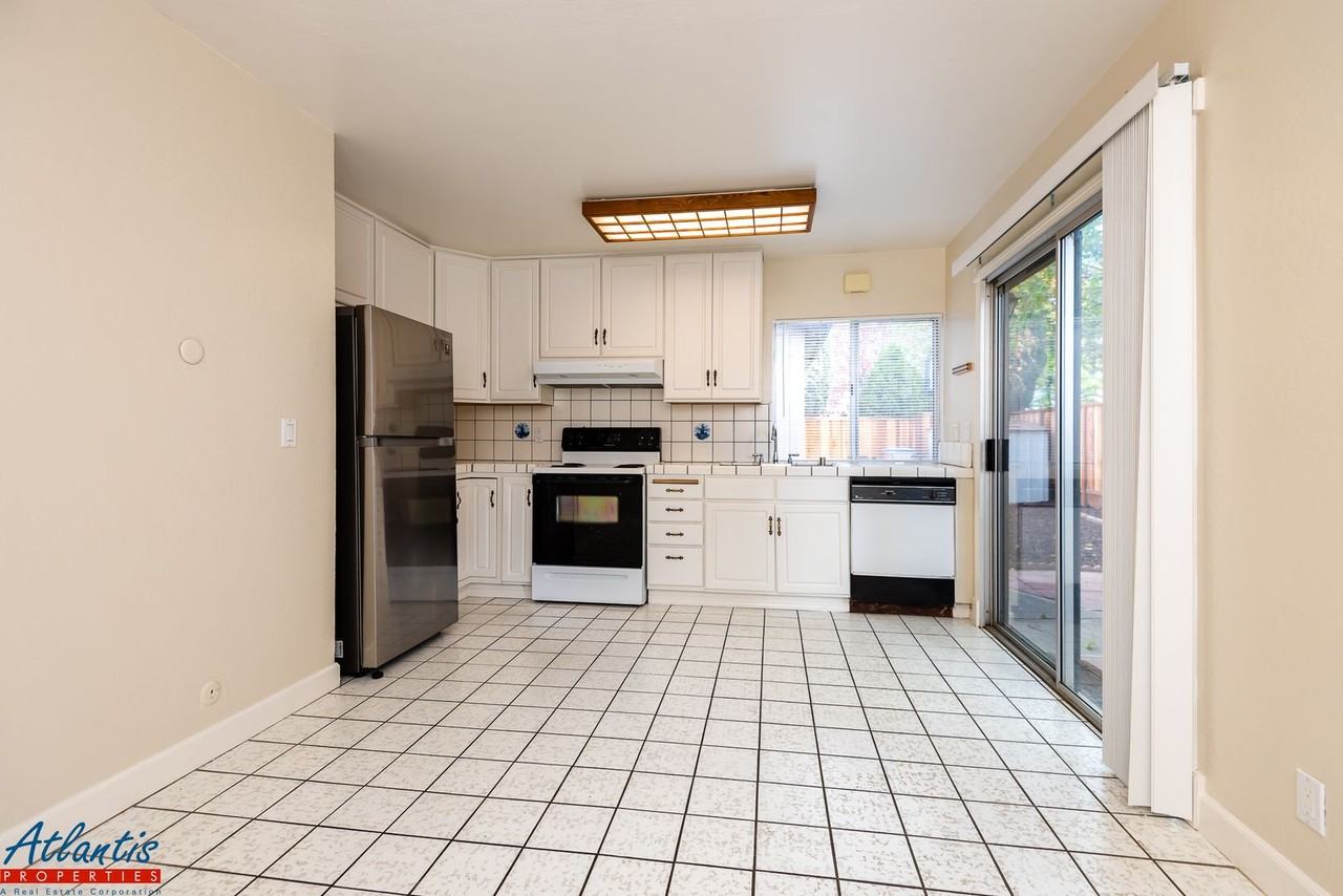 4485 Kirk Rd - Photo 4 of 14