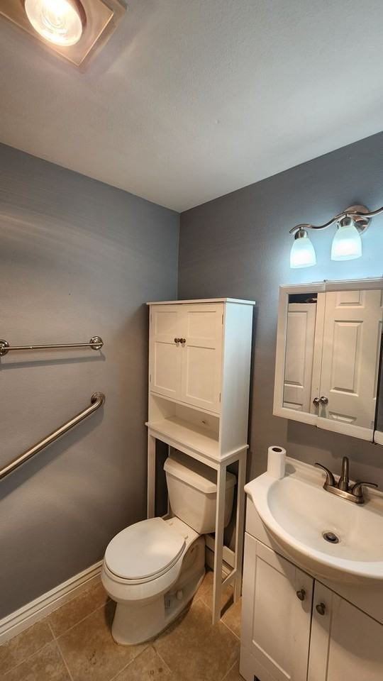 22244 24th Ave S #101 - Photo 4 of 11