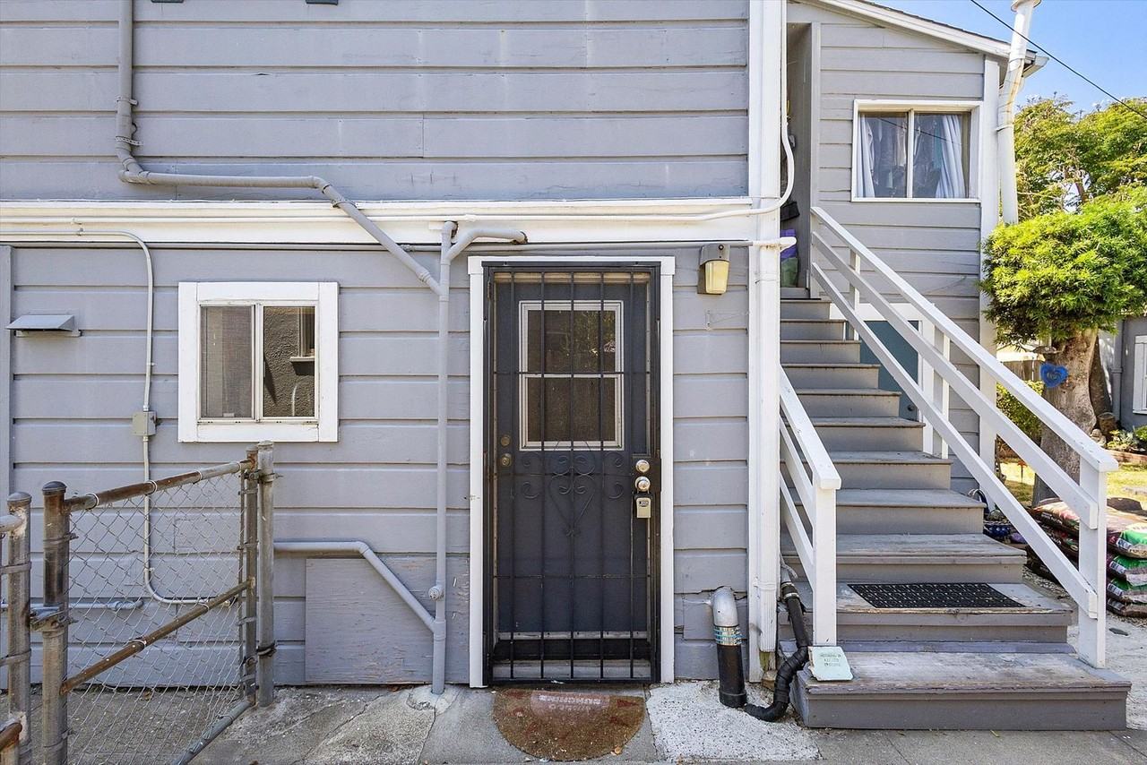 531 Taylor Ave - Photo 3 of 24
