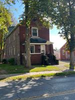 featured image of 481 12th St #1