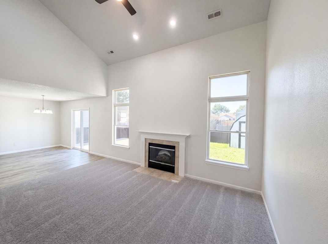 25567 E Glasgow Place - Photo 6 of 10