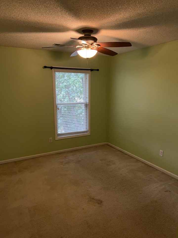 1831 W Elm Ter - Photo 7 of 12