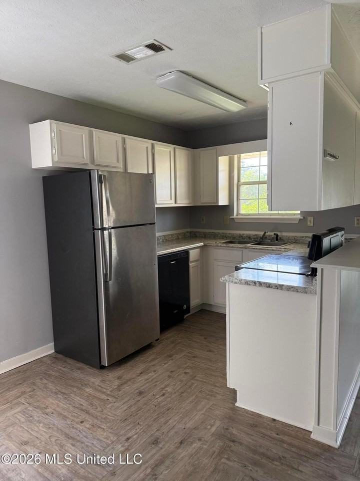 3606 Harle St - Photo 3 of 8