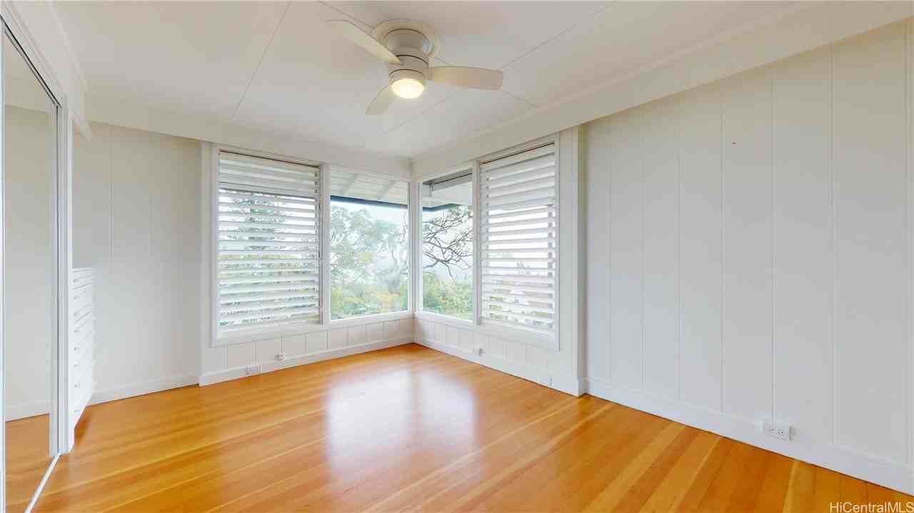 4812 Matsonia Dr - Photo 5 of 25