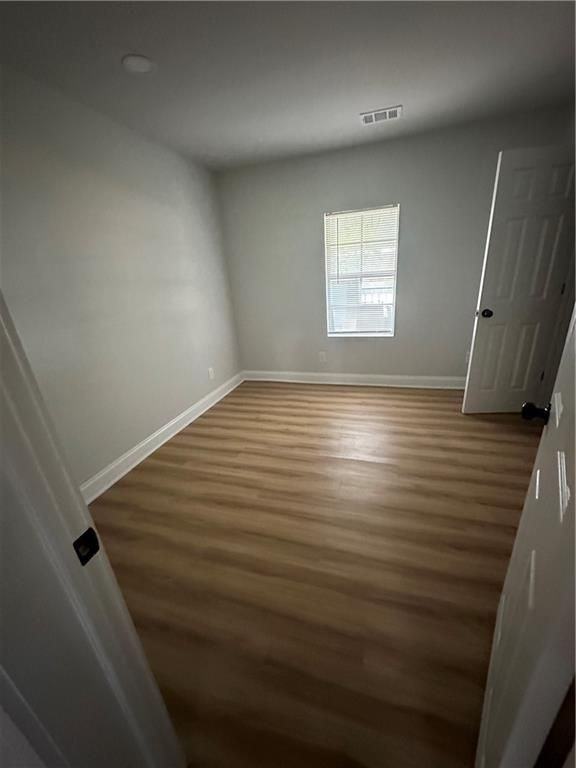1345 Maple St - Photo 7 of 13