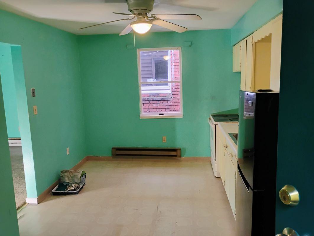 560 Mckean Ave ##Apt - Photo 5 of 22