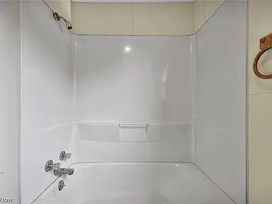 1574 East Ave - Photo 7 of 9