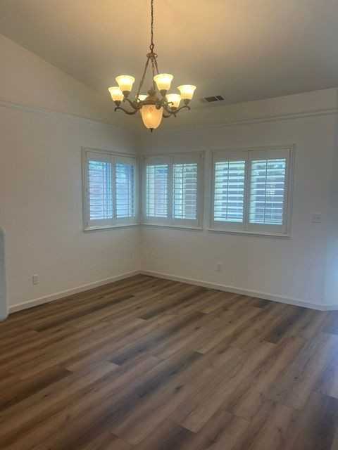 570 Buccaneer Ave - Photo 4 of 11