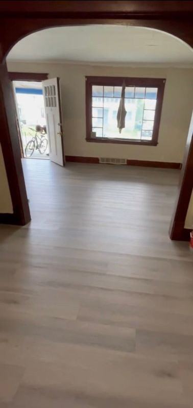 198 Shirley Ave - Photo 2 of 7
