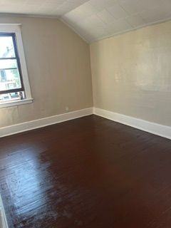 198 Shirley Ave - Photo 4 of 7