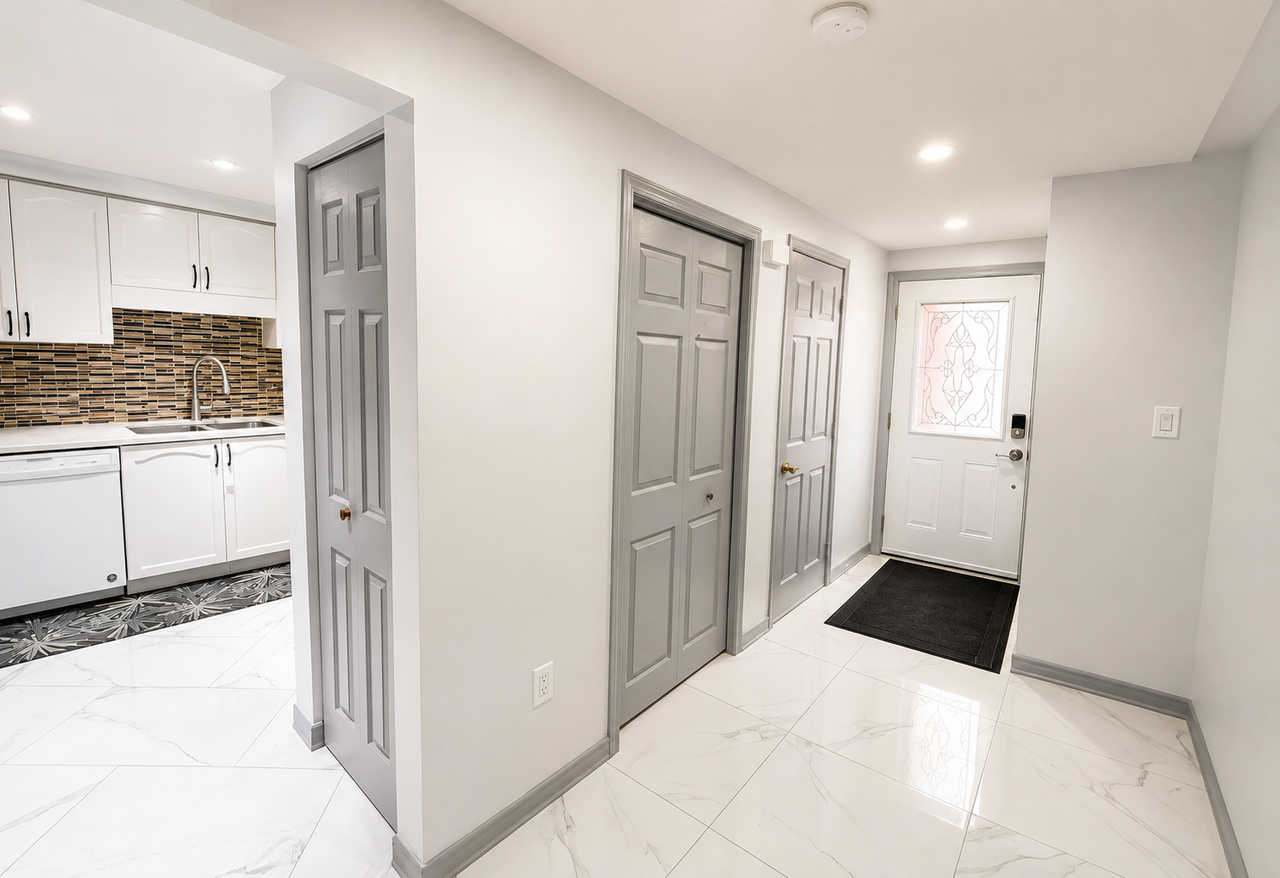 1003 Elgin Street North - Photo 2 of 16