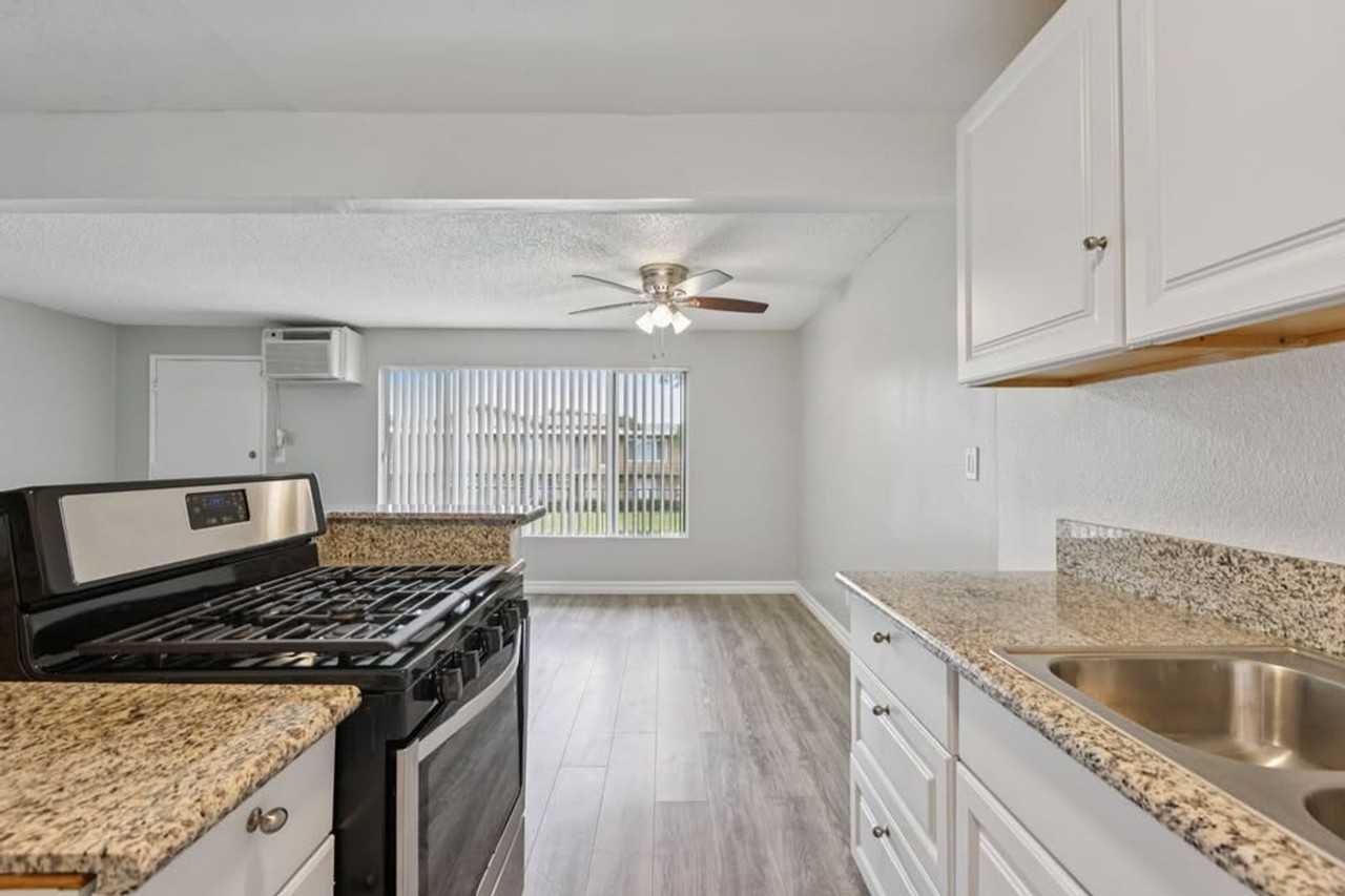 Glen Forest Apartments - Photo 2 of 50