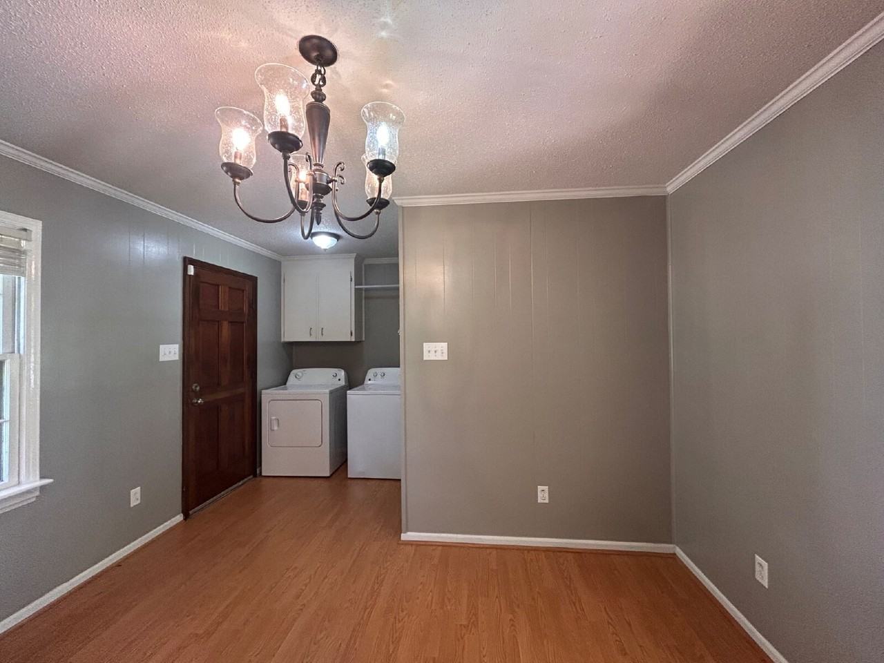 301 La Grange Rd - Photo 3 of 14