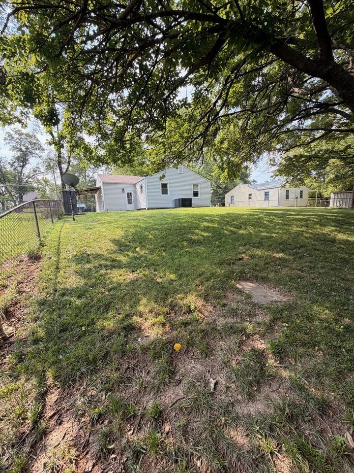 8106 N State Route 9 - Photo 5 of 27