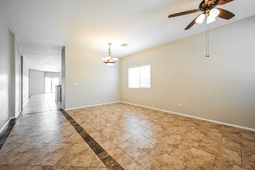 3761 W Eastman Ct - Photo 4 of 16