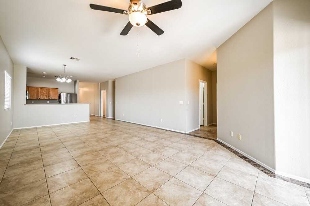 3761 W Eastman Ct - Photo 5 of 16