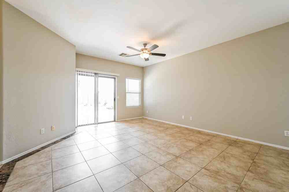 3761 W Eastman Ct - Photo 7 of 16