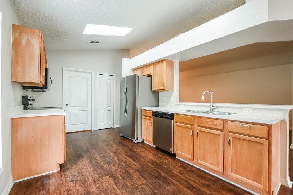 92 Pine Forest Pl - Photo 6 of 16
