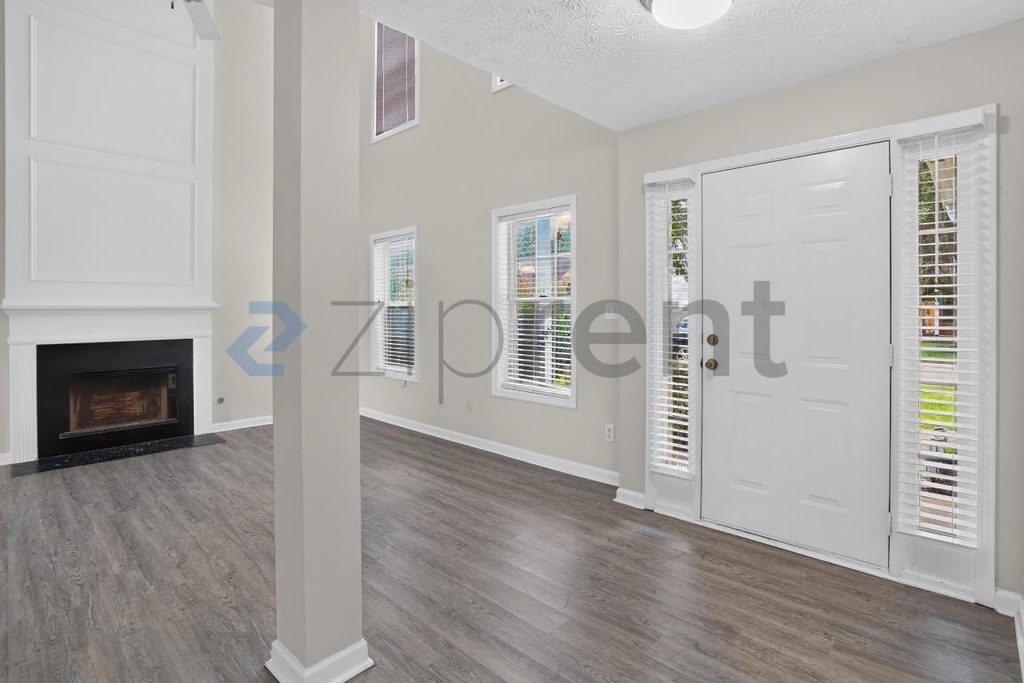 1383 Westward Dr Sw - Photo 5 of 27