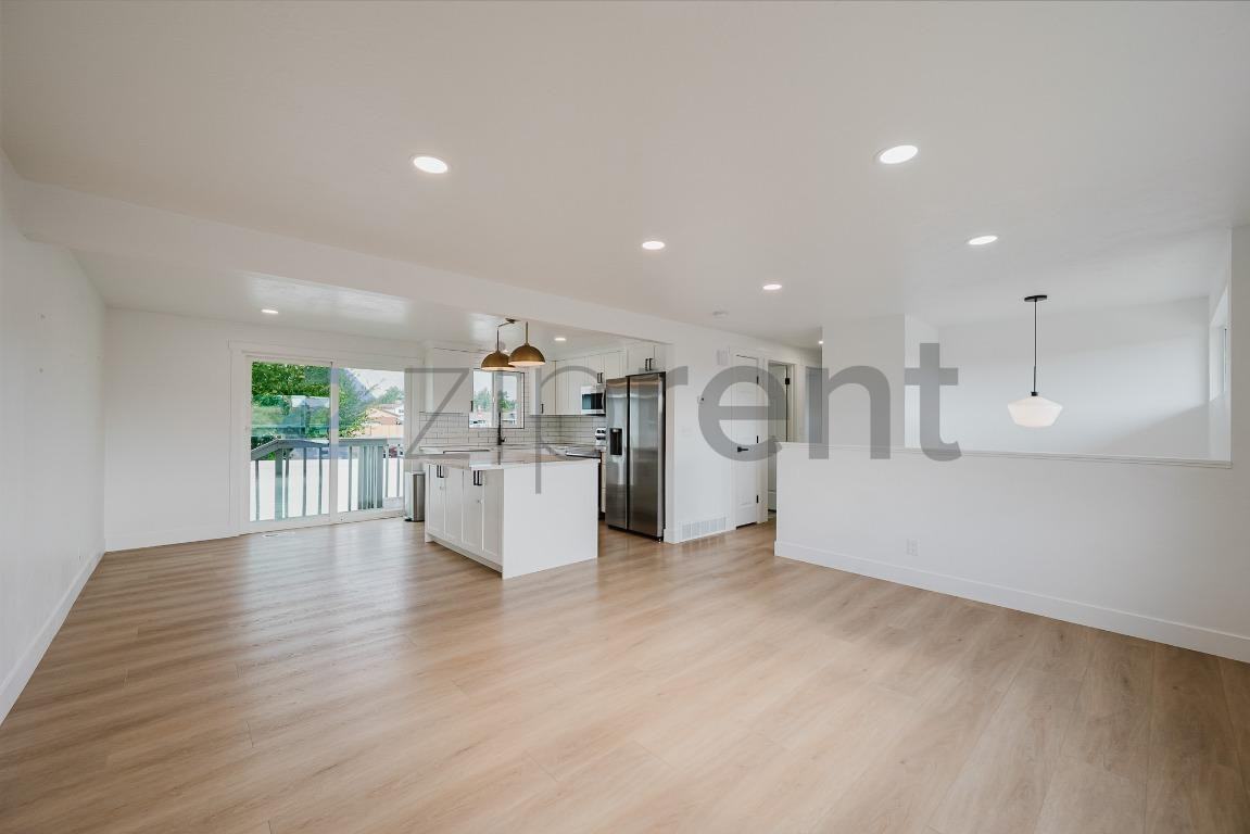 10251 E Strato Dr - Photo 6 of 17