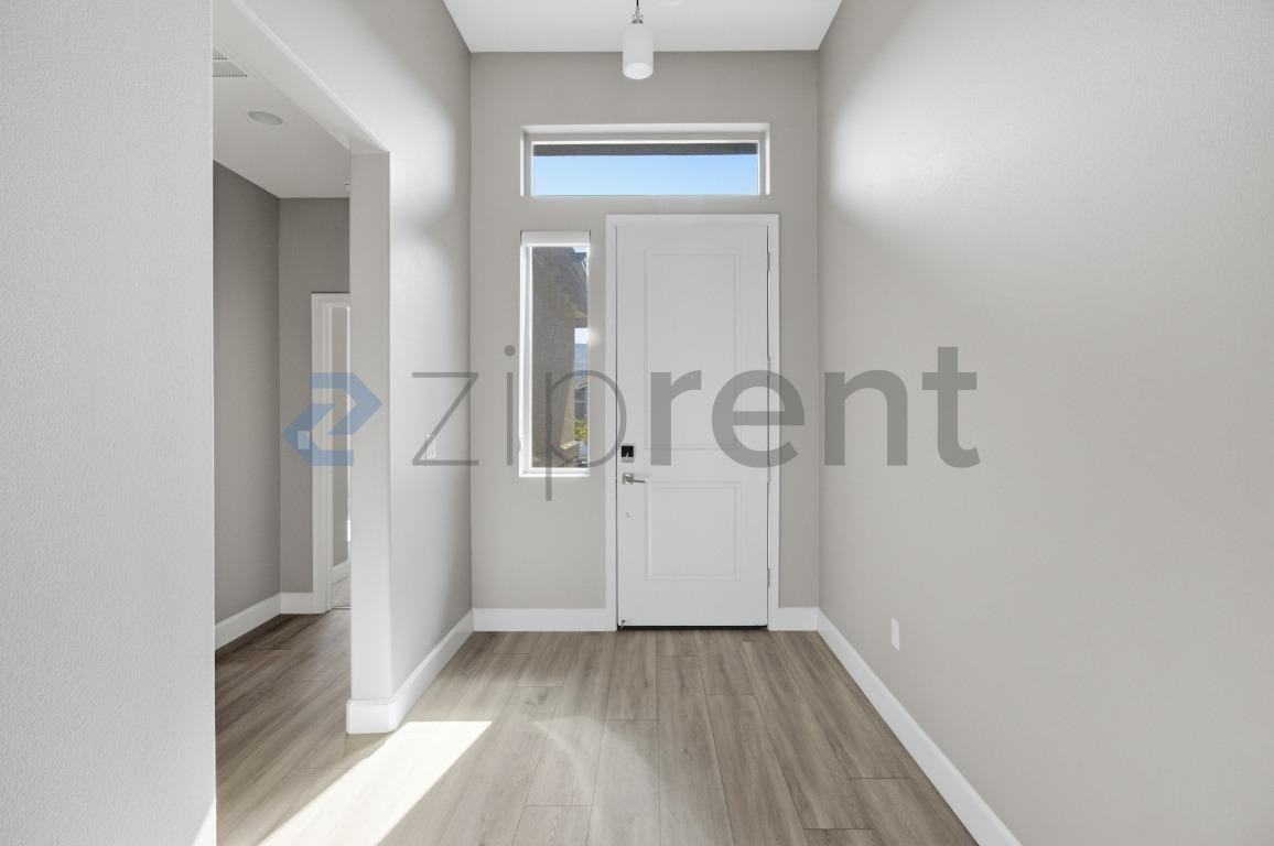 11253 Freedom Range Ln - Photo 5 of 29