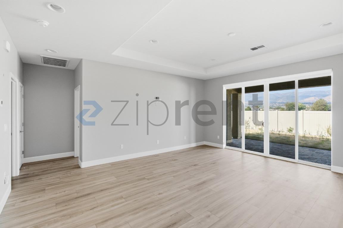 11253 Freedom Range Ln - Photo 6 of 29