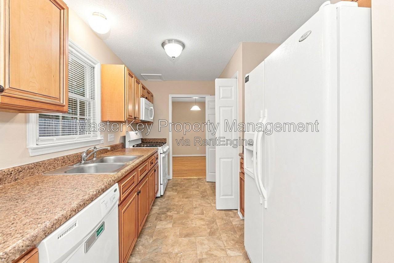 6320 Dry Fork Ln - Photo 2 of 34