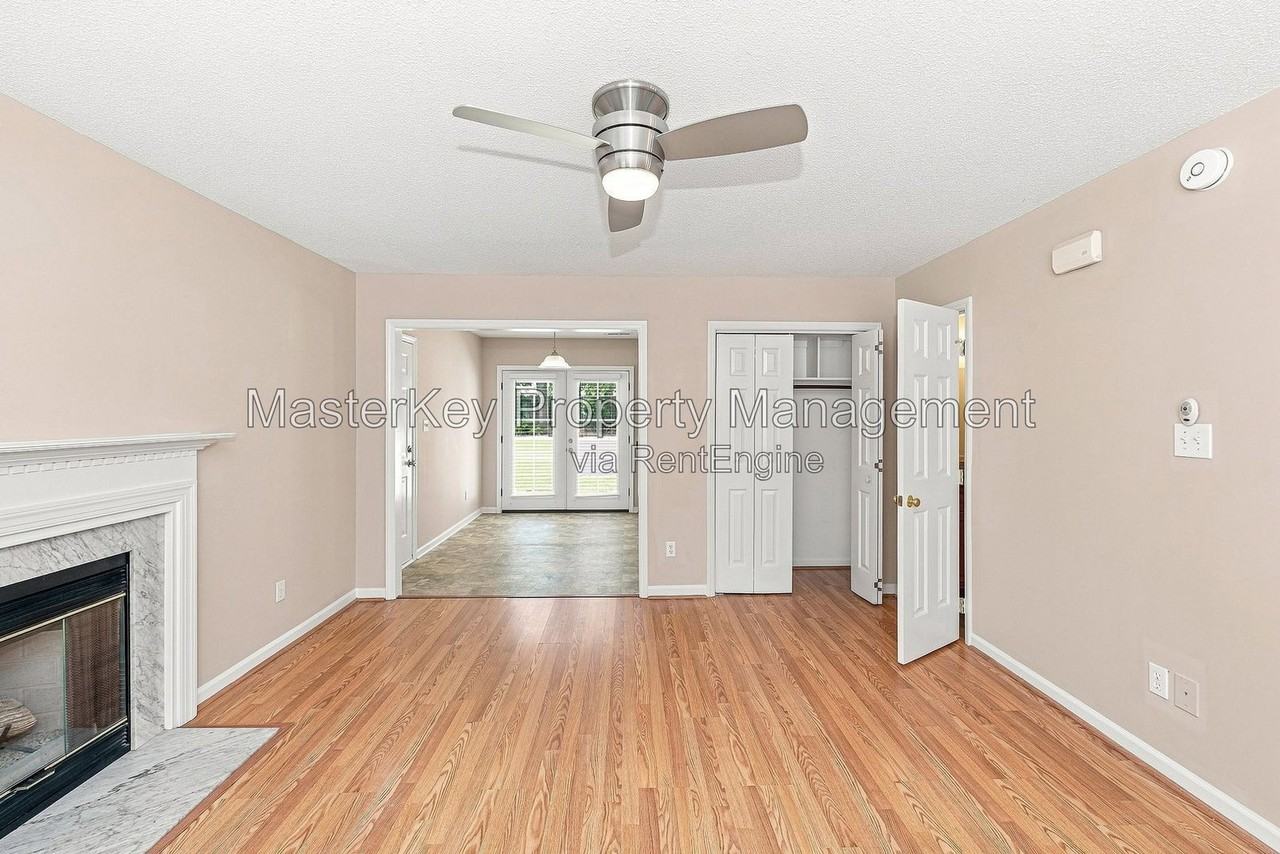 6320 Dry Fork Ln - Photo 5 of 34