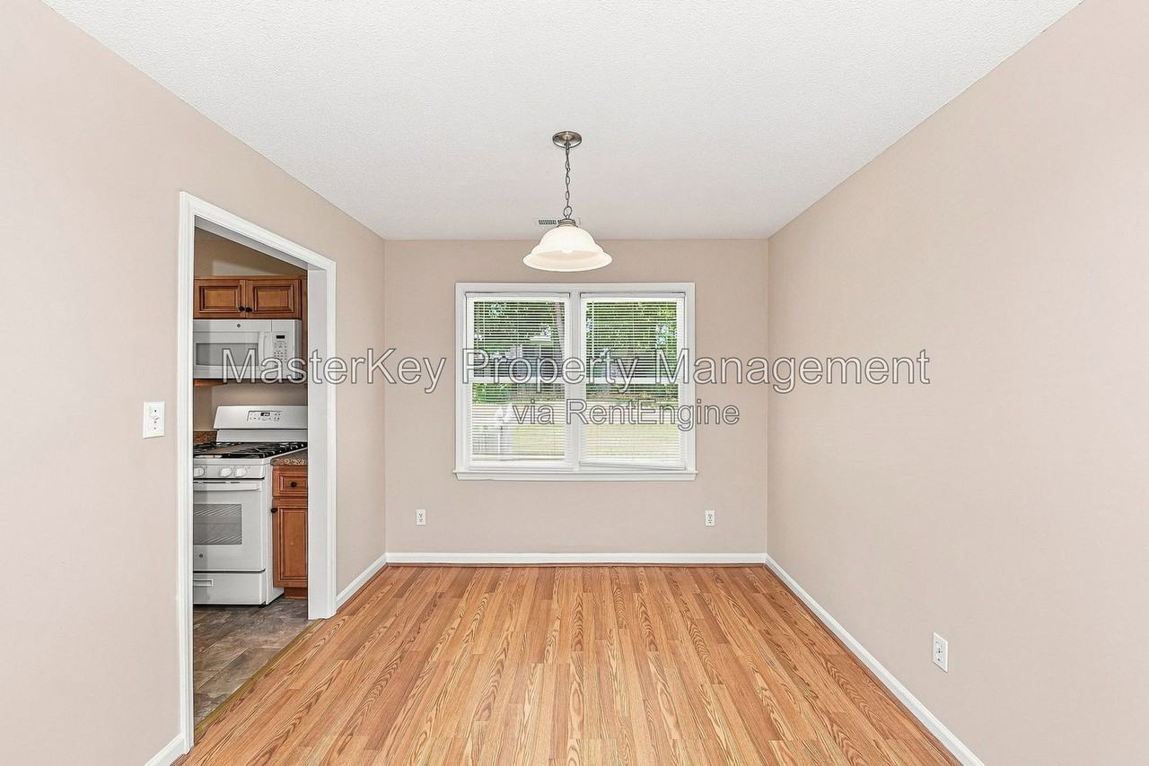 6320 Dry Fork Ln - Photo 7 of 34