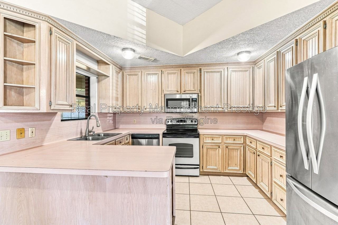 4422 Egret Dr - Photo 6 of 17