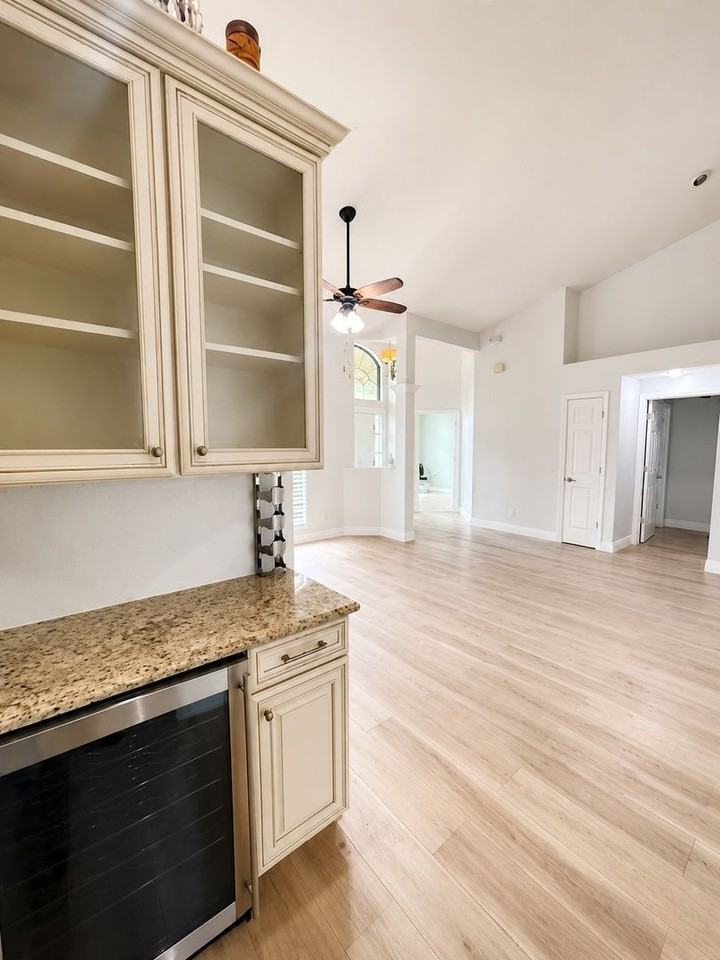 2226 Lake Marion Dr - Photo 5 of 14