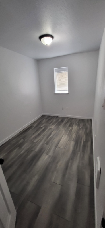 318 N Tower Ave #4 - Photo 6 of 7