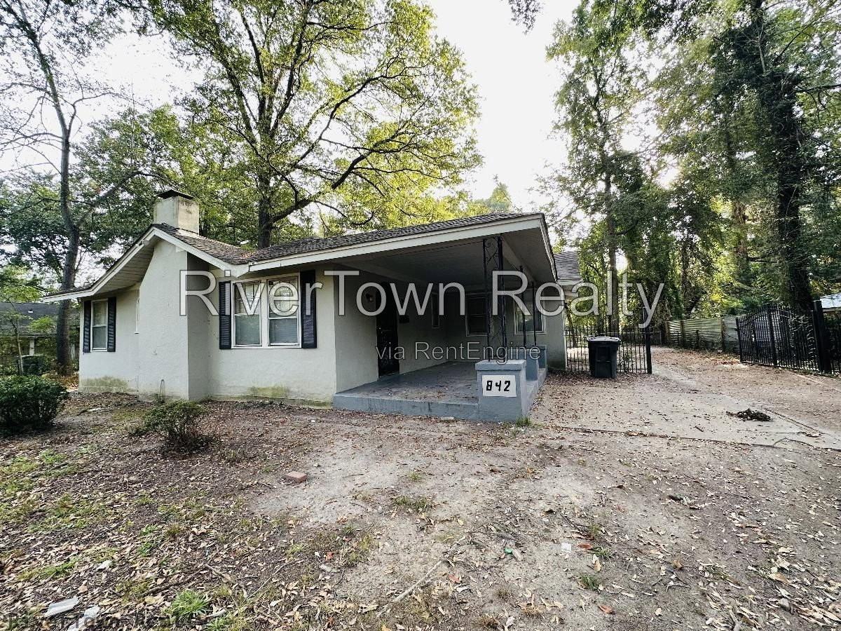 842 Isabelle St - Photo 2 of 20