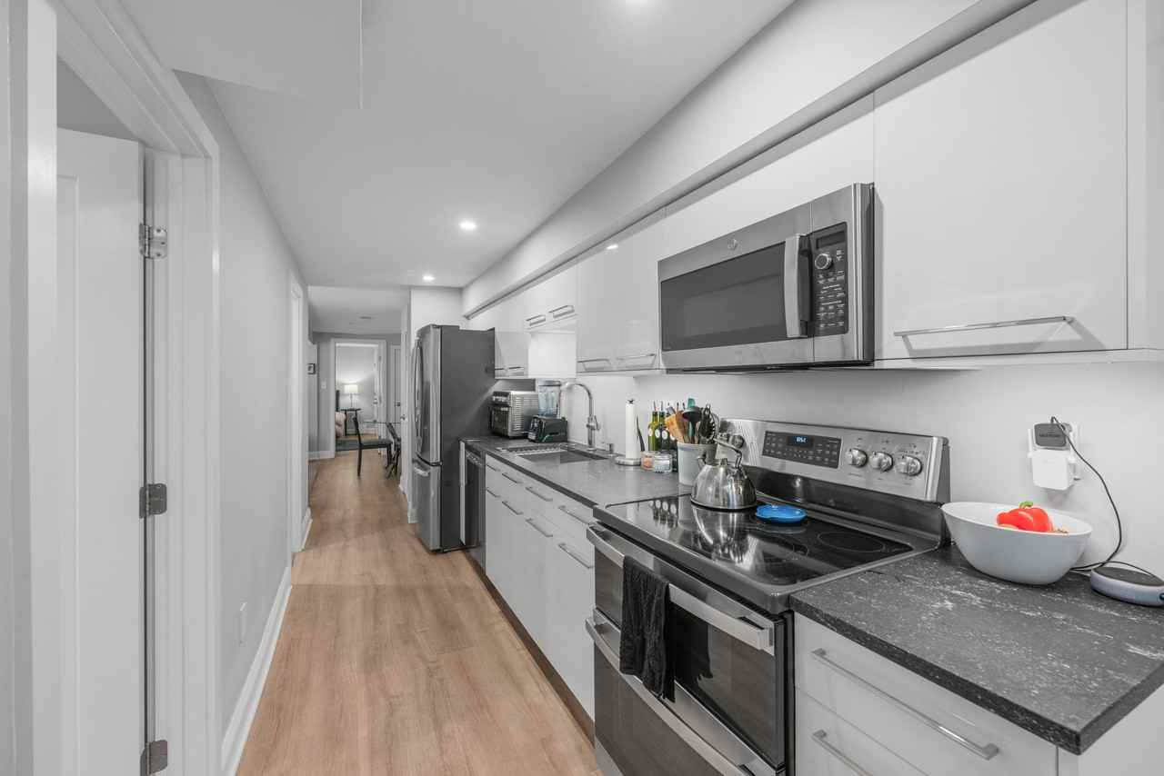 3002 11th St Nw #B - Photo 3 of 15