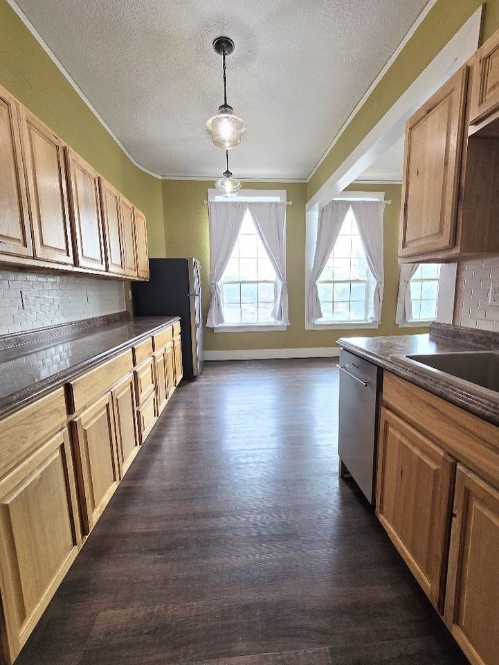 1265 W Rose St - Photo 6 of 10
