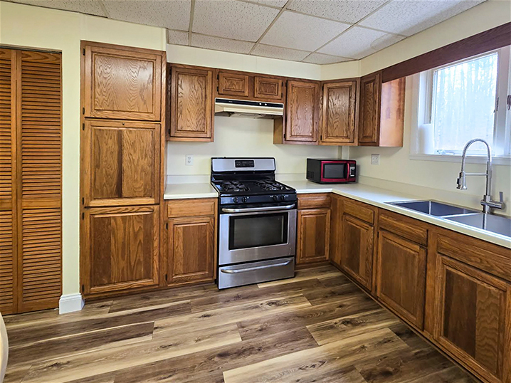 200 Van Dale Rd - Photo 3 of 15