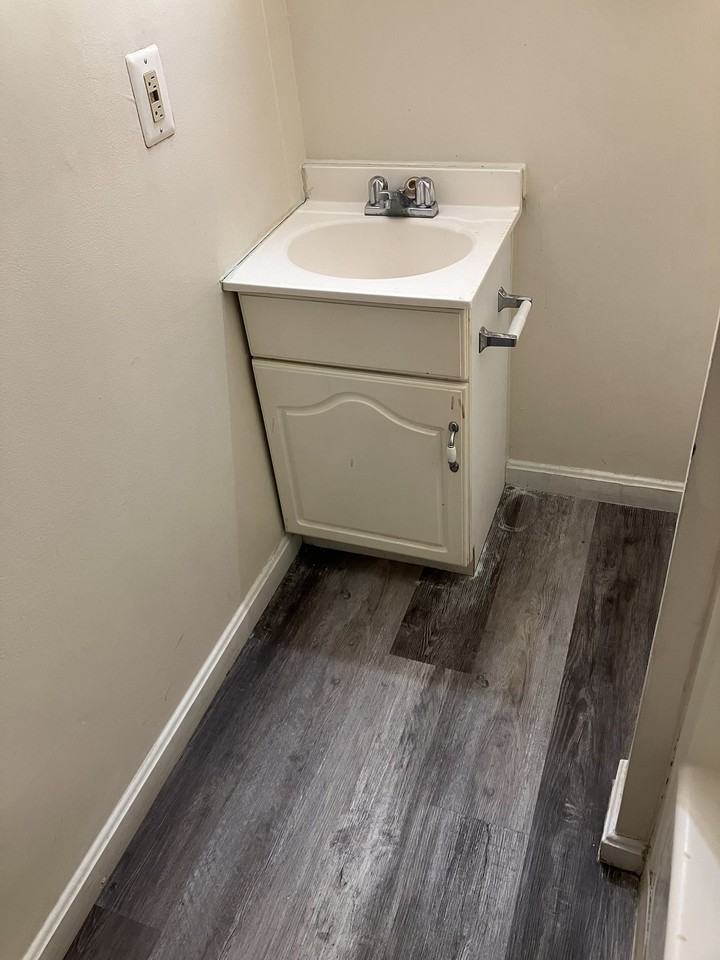 48 Taunton Grn #7 - Photo 6 of 7