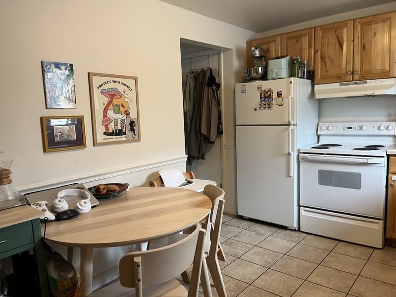 863 E Logan Ave #2 - Photo 2 of 20