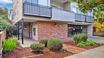 featured image of 2172 Blake St #9